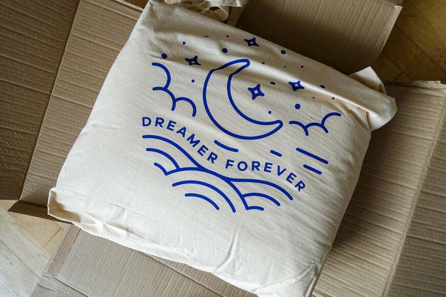 smart packaging with hypnia pillow